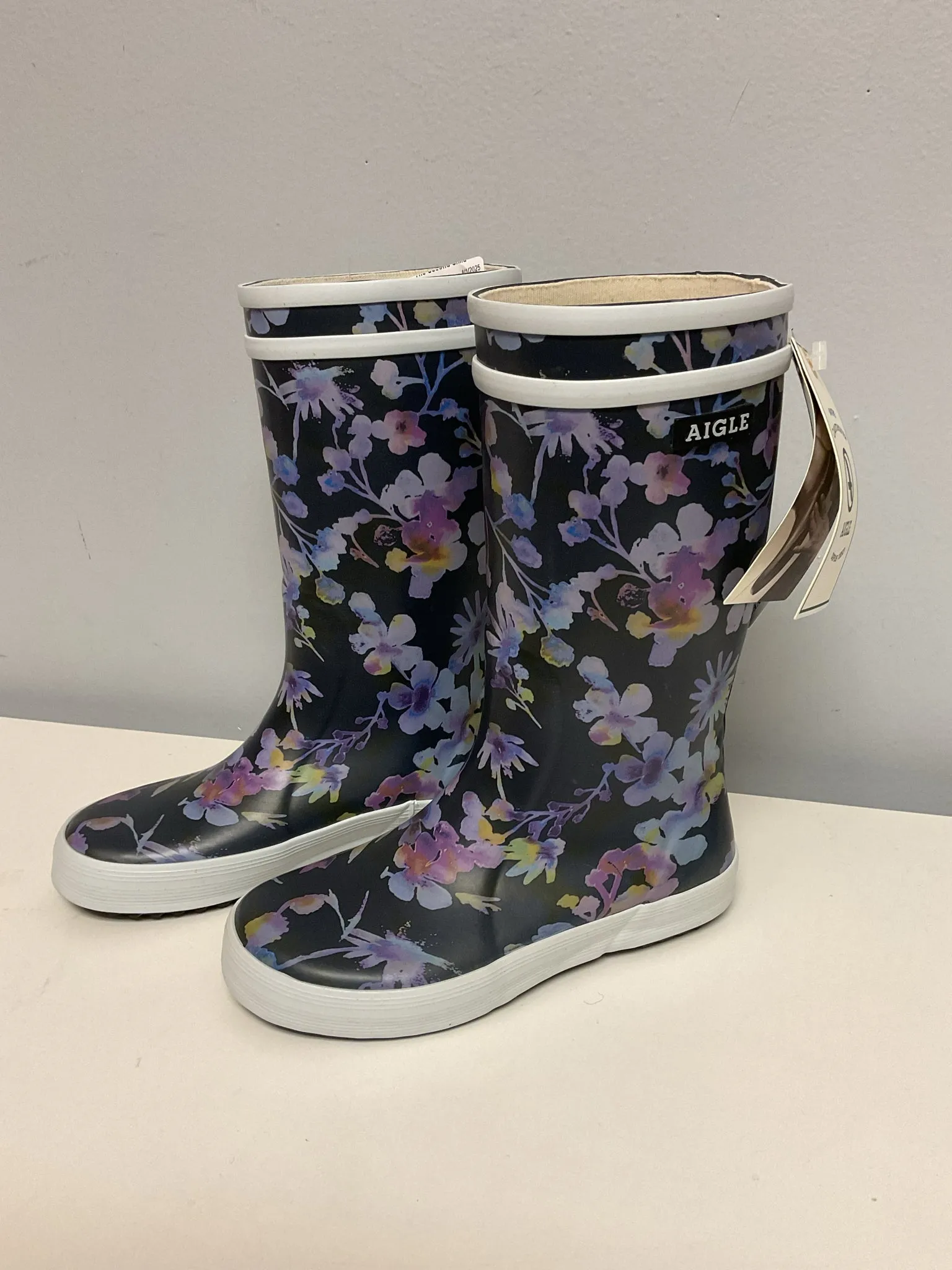 Aigle Child Shoe Size 10.5 Lavender Boots