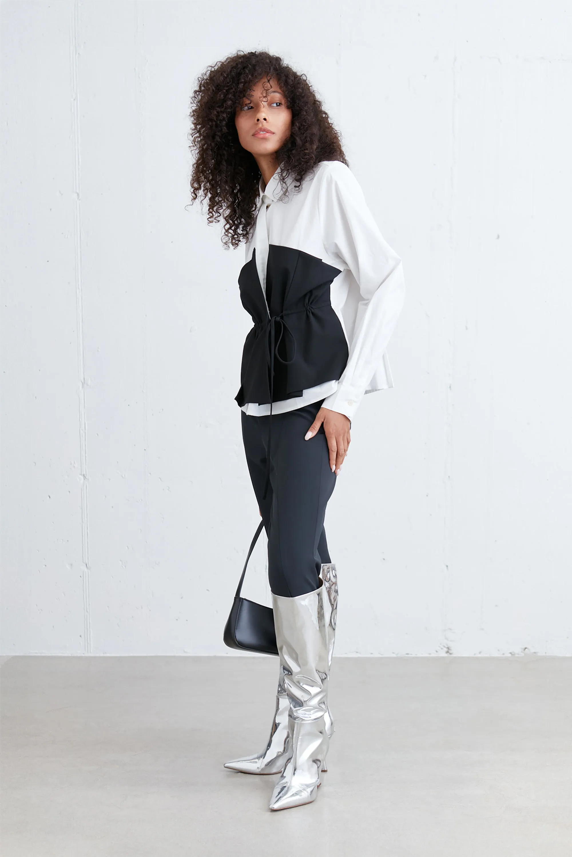 BUSTIER LAYERED POPLIN SHIRT