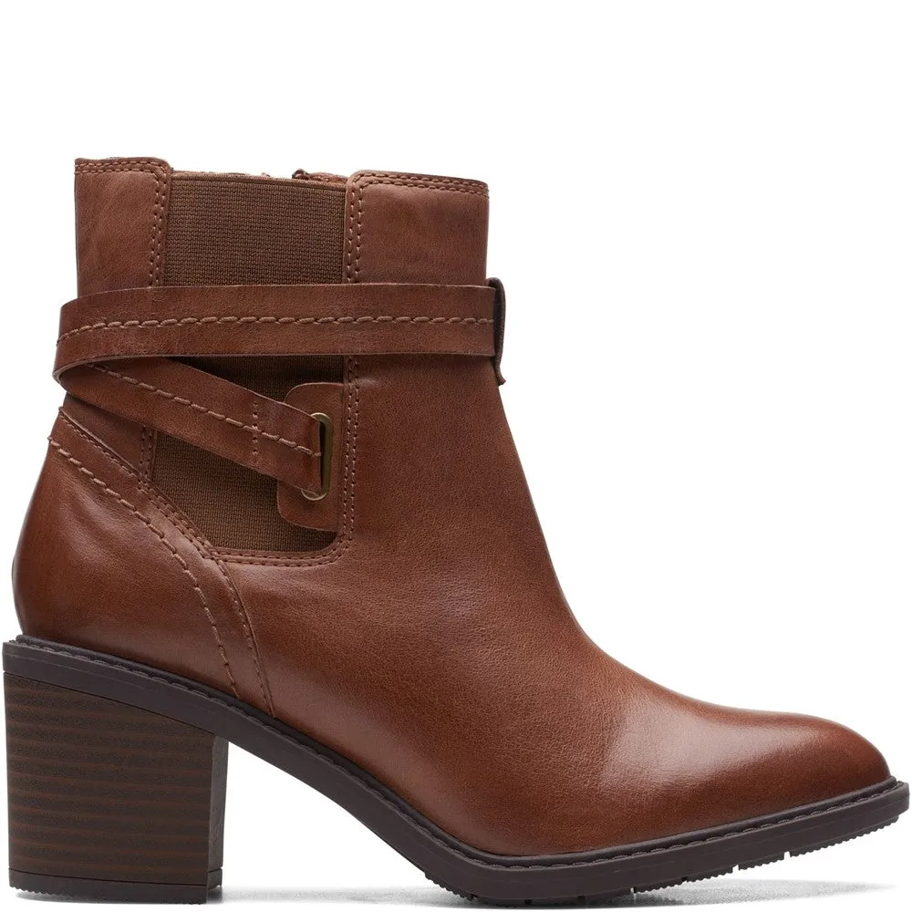 Clarks Scene Star Zip Boots