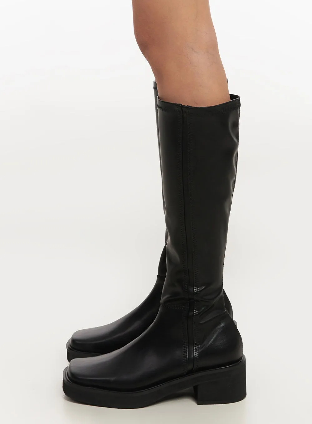 Essential Knee-High Boots IA507