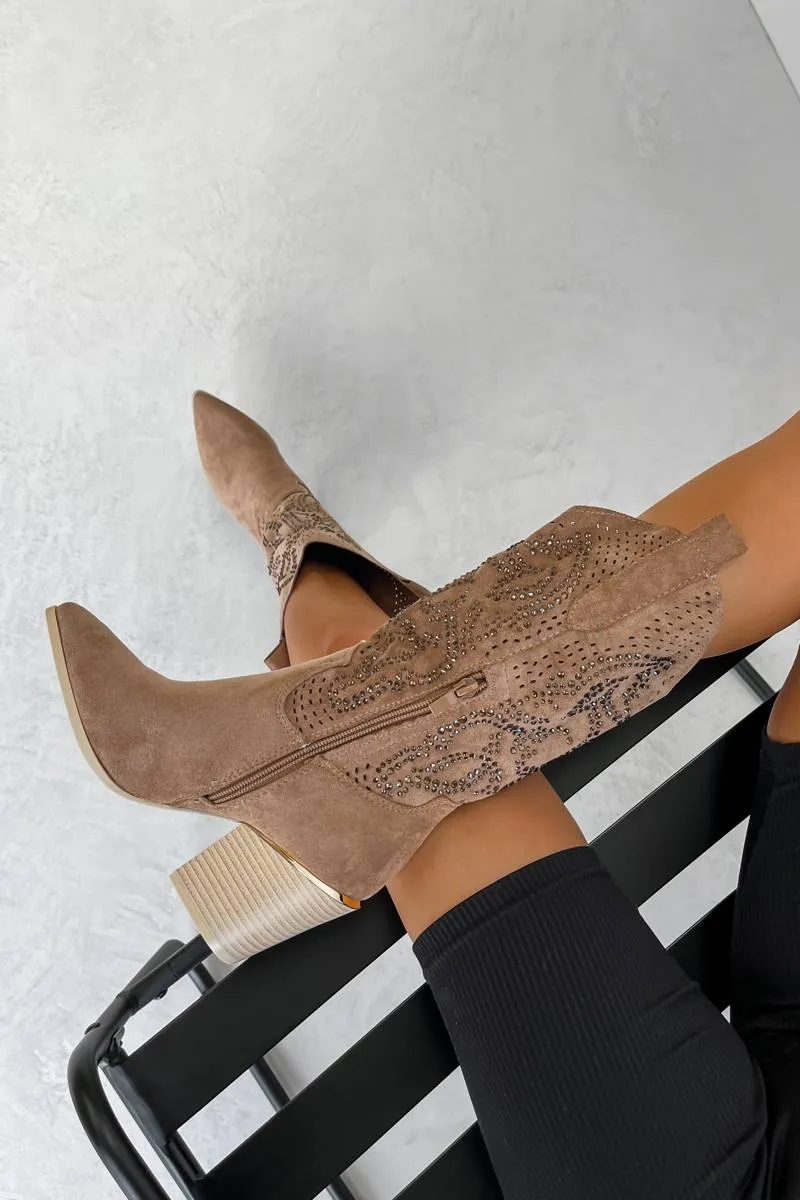 MAVERICK Cowboy Western Boots - Camel