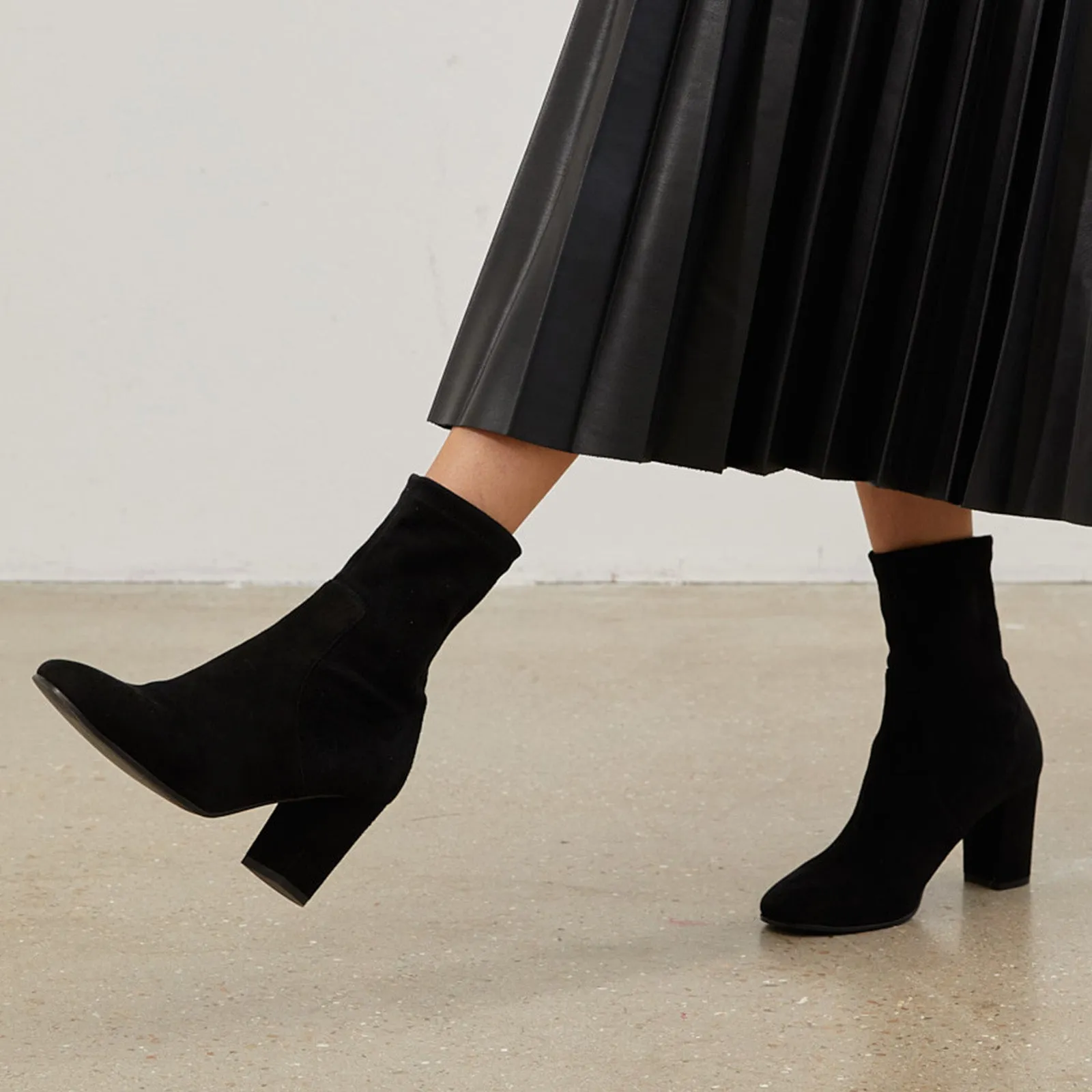 Suza Black Ankle Boots