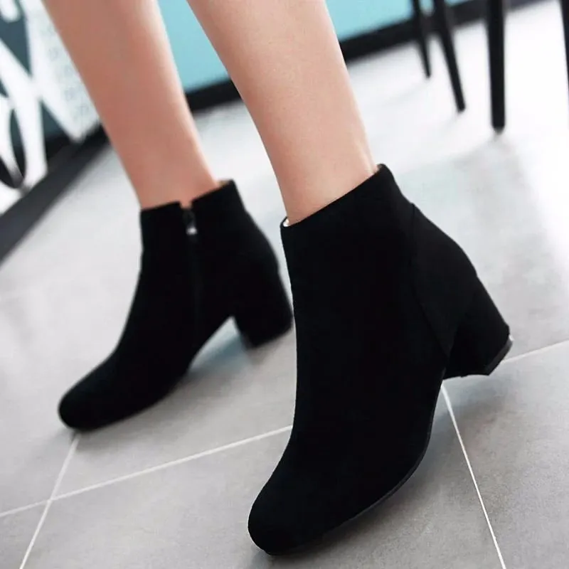 Women's Autumn/Winter Casual Faux Suede Ankle Shoes