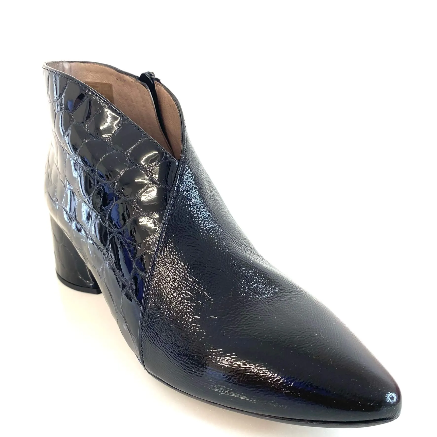 Wonders Black Patent Leather Shoe Boots