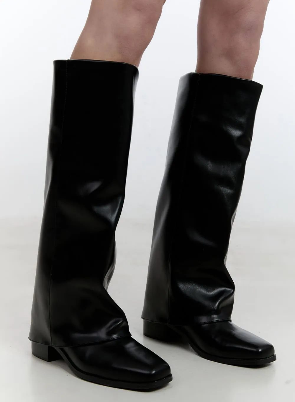Wrinkled Faux-Leather Knee-High Boots CJ520